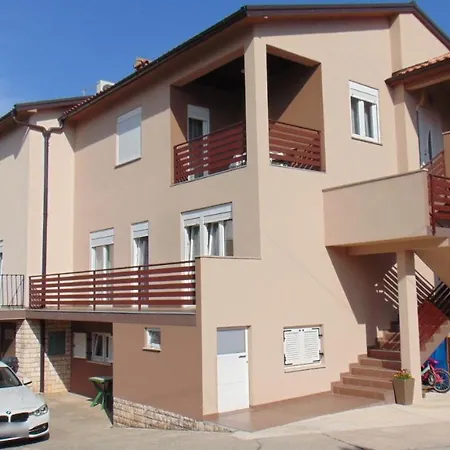 With A Parking Space - 21987 Apartment Rovinj